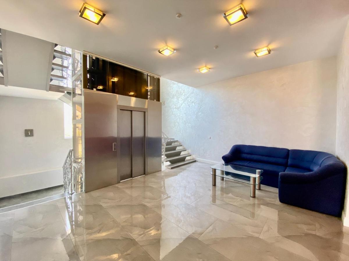 Hotel Sv Lviv Exterior photo